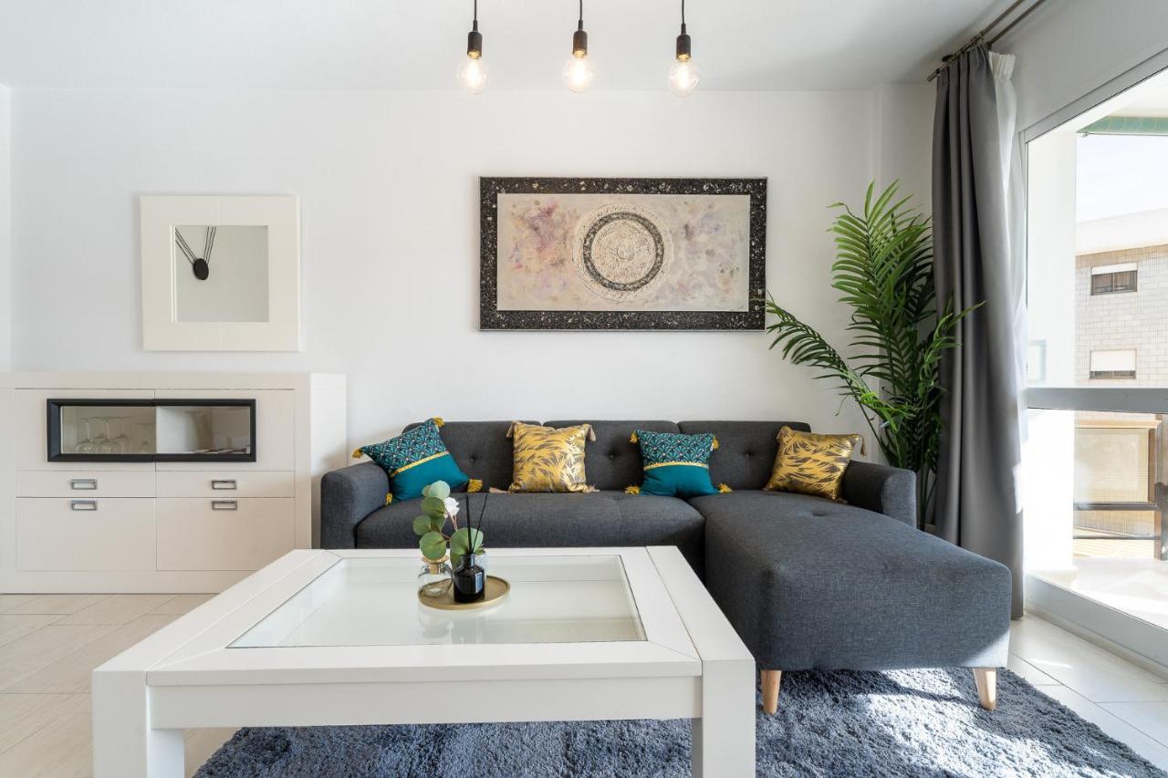 טורמולינוס Sea View 2 Bedroom Apartment 2 Min Away From The Beach מראה חיצוני תמונה